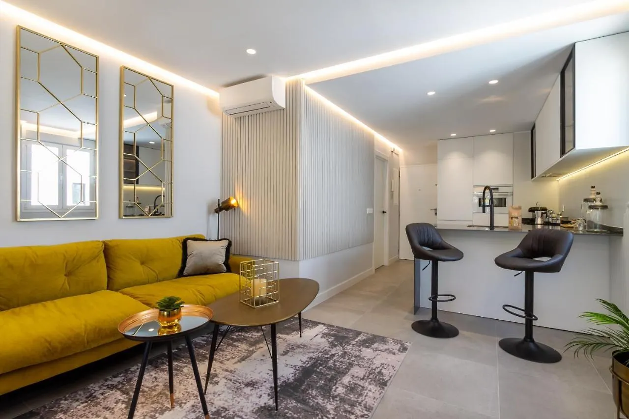 Marbella Banus Suites - Golden Mile Carolina Park Suite Apartment